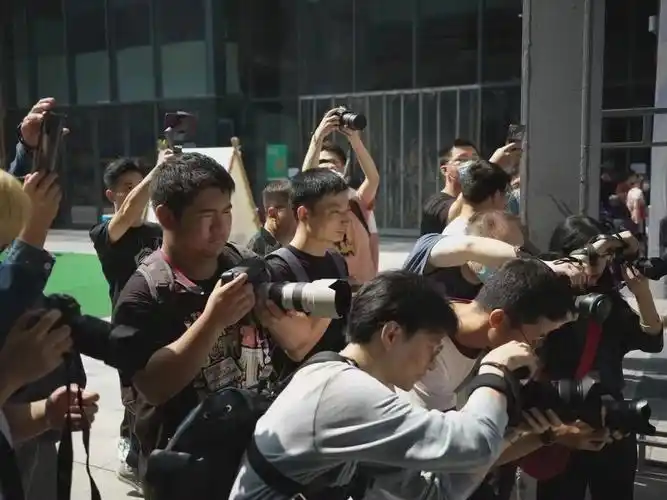 梦豆传媒拍摄活动照片