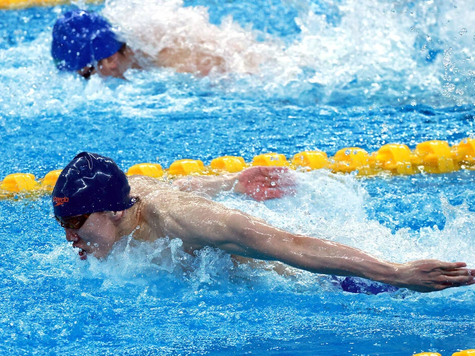 2021全国游泳冠军赛男100米蝶泳决赛孙佳俊夺冠