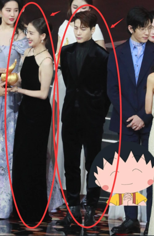 165佟丽娅和175王嘉尔被抓怕关掉十级美颜滤镜后身高差距太真实