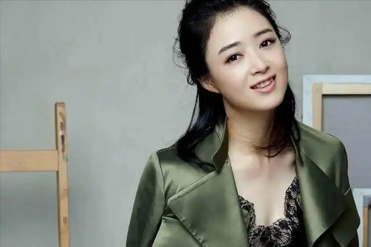 演技派蒋欣的个人资料(女演员蒋欣现在的婚姻状况是怎样的)-四五百科