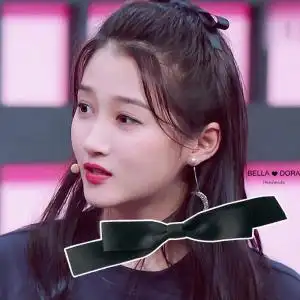 80王牌对王牌关晓彤同款发夹水晶蝴蝶结一字