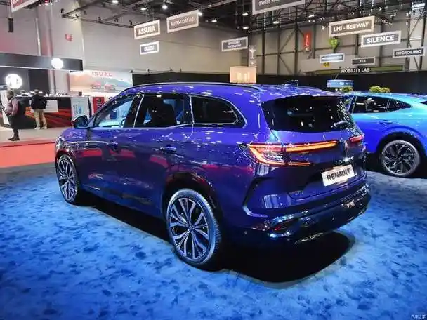 雷诺全新中型suv发布,外观很个性时尚,换装新车标,5/7座都有_腾讯新闻