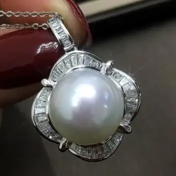 高端品质奢华款南洋白珠吊坠海水珍珠项链18k金镶t方钻石正圆无瑕定制