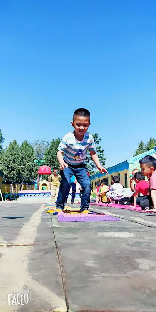 体智能课——《指压板》游戏