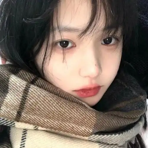 绝美女生头像合集丨当你的眼睛眯着笑当你喝可乐当你吵