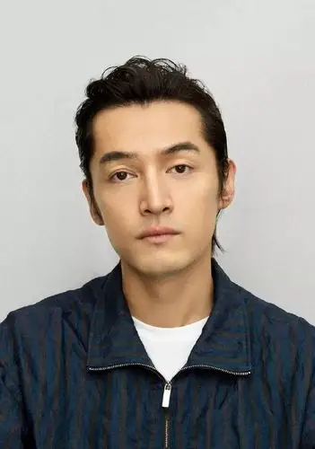 原创有种"神颜"叫胡歌寸头!从帅气小生到儒雅大叔,奔四依旧是男神