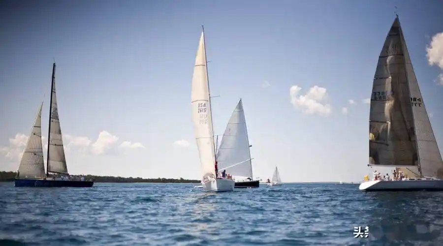 但现实情况却并不是这样,现代帆船不仅可以超越风速,而且还能够远远