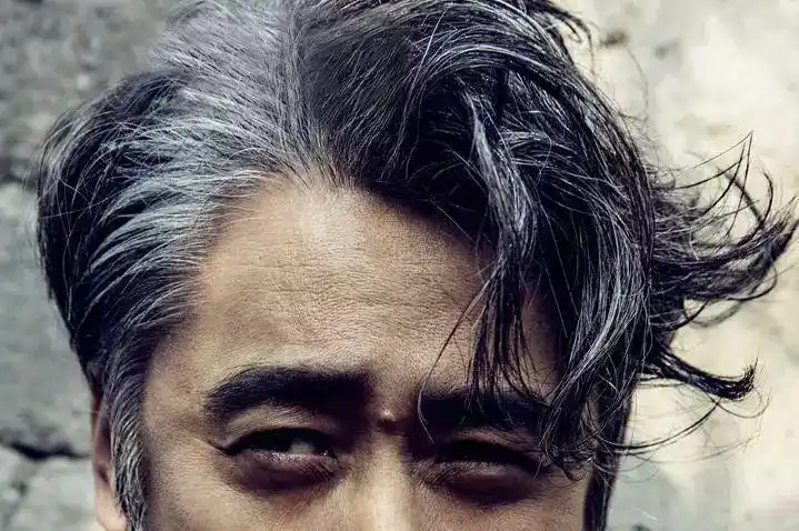 【花百年】前任3:头发应该体面 谁都别说抱歉