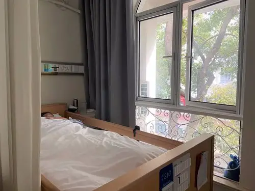 好好告别安宁疗护病房里的沉默与对话