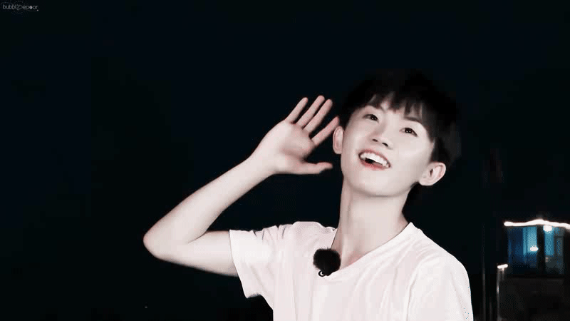 马嘉祺兔牙好可爱