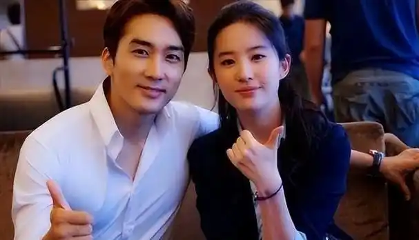 回顾刘亦菲宋承宪这段情,一厢情愿的爱情,注定无法长久