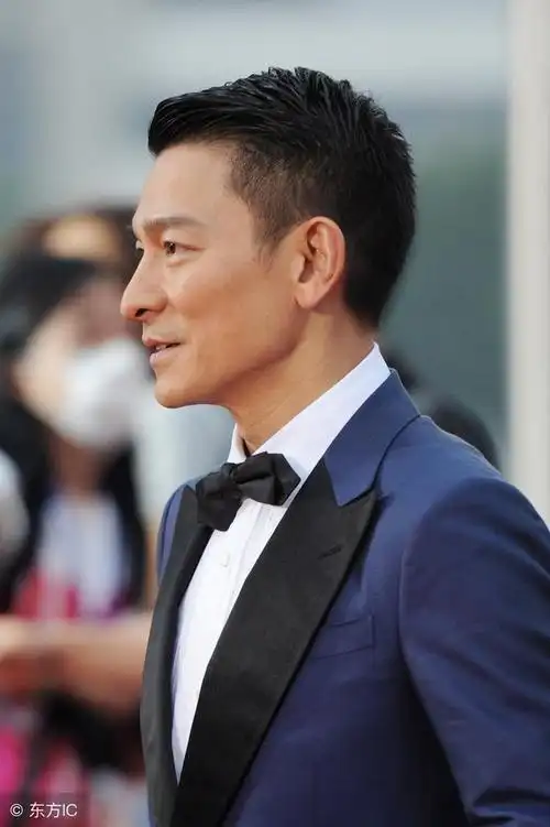 刘德华红这么久不是没有原因的他的经典发型变化说明了一切