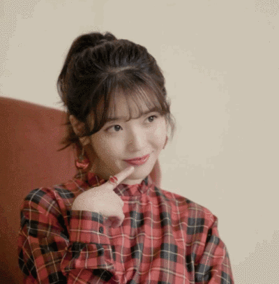 iu 李智恩 李知恩 动图 cr:李知恩iu爱荔枝