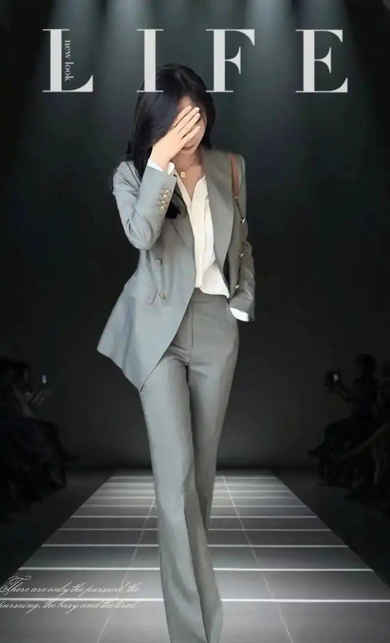 灰绿色高级感西装套装女春秋职业气质高端微喇刺西服职场女装两件套.