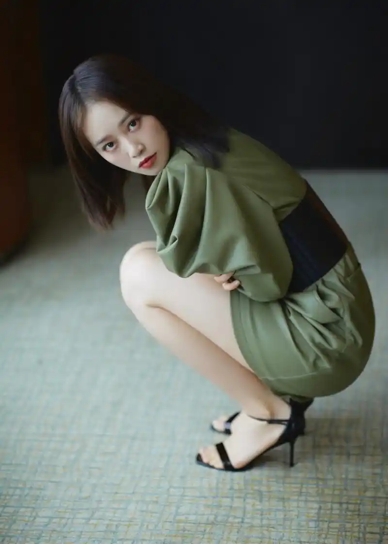 蓝盈莹  美腿玉足合集[三哈]