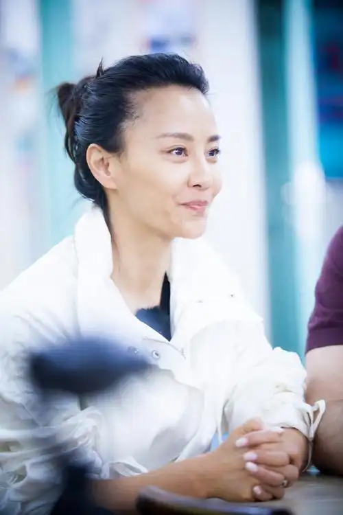 马雅舒面临米雅上学问题"放手"对孩子宠爱不溺爱