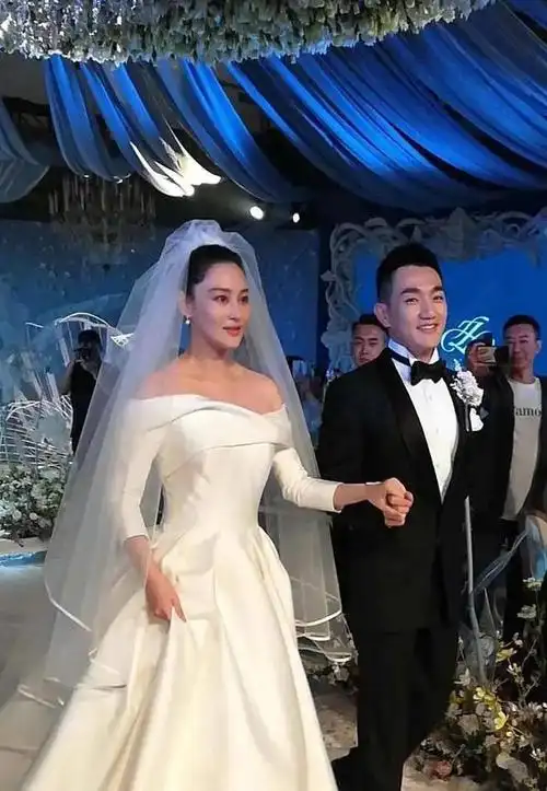 情路坎坷的张馨予:嫁给何捷后苦尽甘来,果然军人最靠谱|李晨|模特