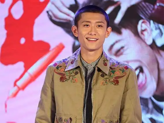 张一山,剃了寸头就是现实版超硬汉的"余罪"啊