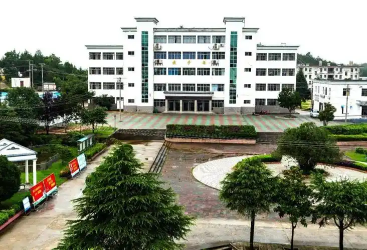 不负青春不负梦想太湖中学2020年秋季复习班开始招生啦