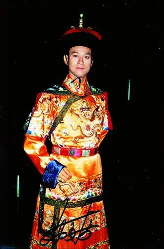 p>《戏说乾隆》,是由台湾飞腾电影公司,北京电影公司联合出品的古装