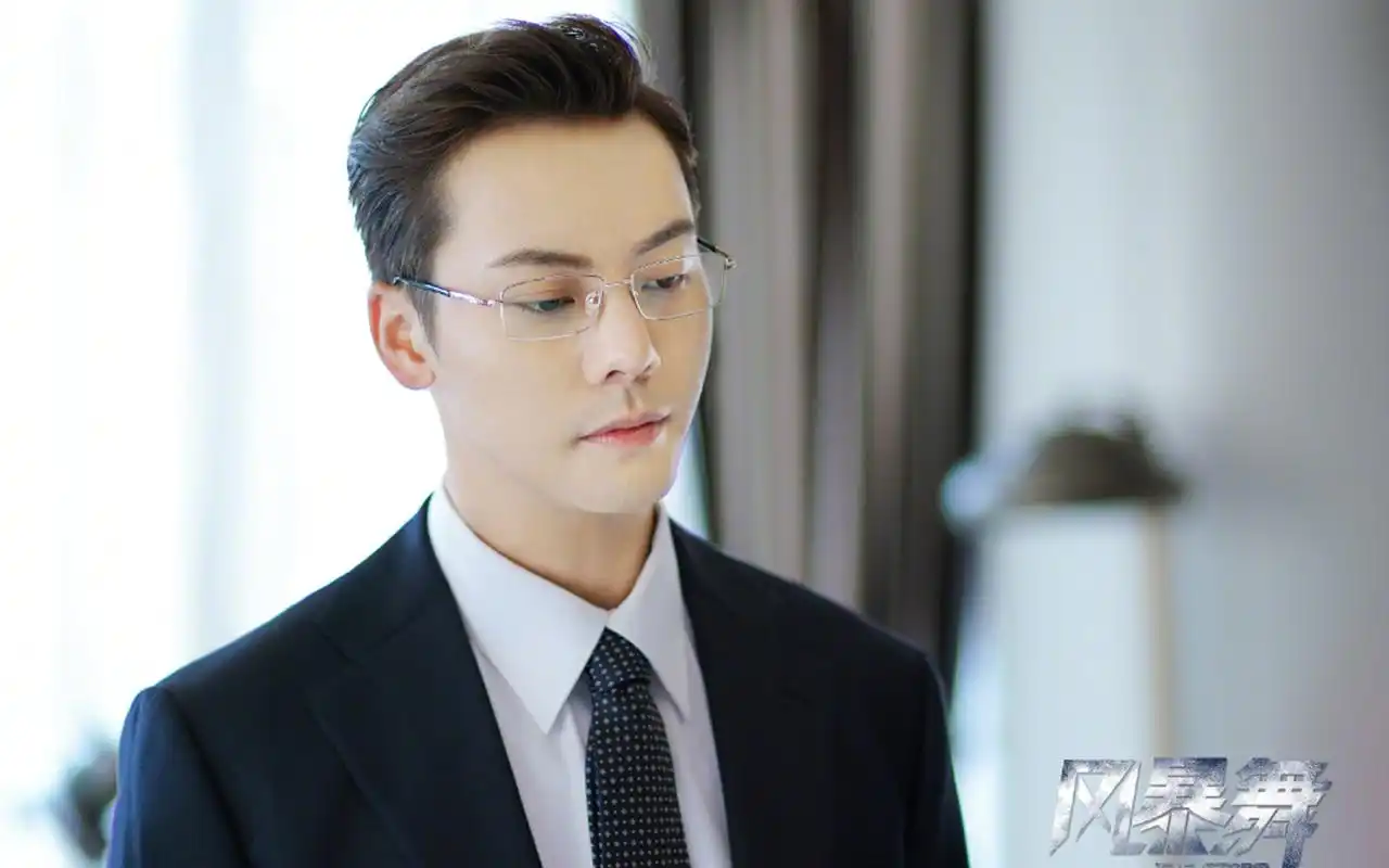 风暴舞剧照图片桌面壁纸