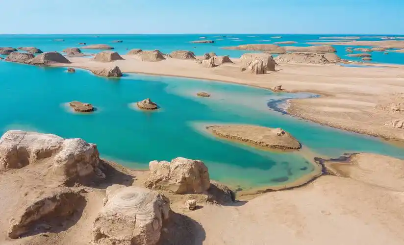 罗布泊_彭加木_无人区