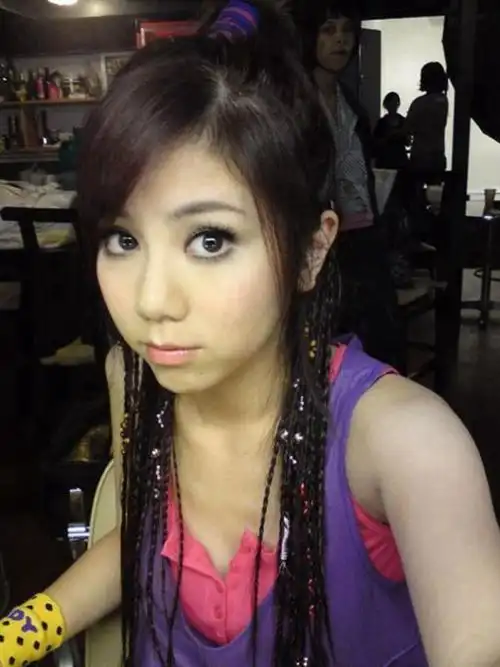 明星图片新生代女歌手邓紫棋热辣美女文章小虾米