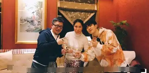 马伯骞妈妈马伯骞和马仲骞双胞胎