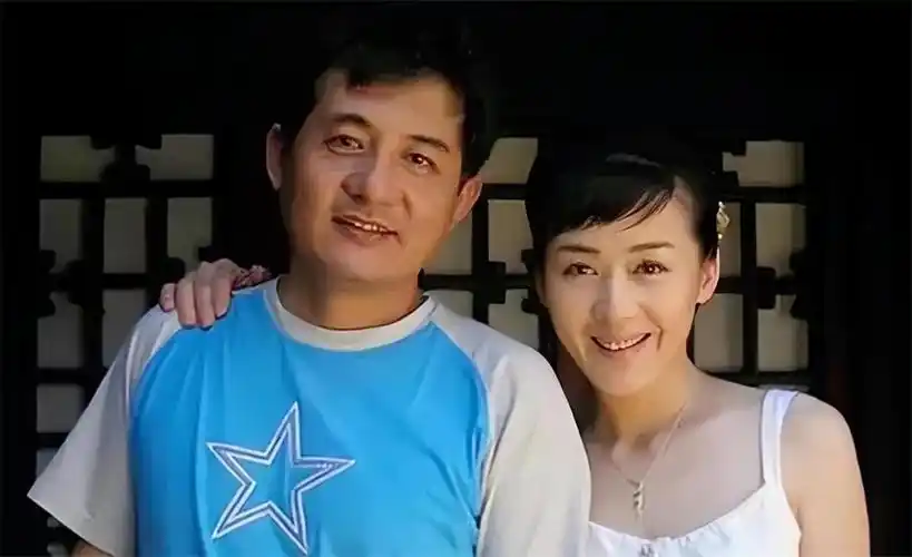 回顾李琳25岁成影后被前夫一巴掌扇到离婚二婚丈夫是世界冠军