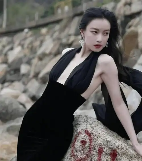 倪妮:人间水蜜桃,从鲜肉多汁到妙不可言