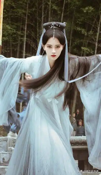 盘点鞠婧祎所有古装造型,每一套都非常惊艳,既时尚又养眼,绝了_美女