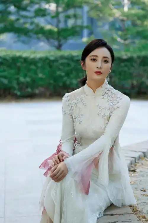 蒋勤勤中秋晚会状态##蒋勤勤唱但愿人长久好美