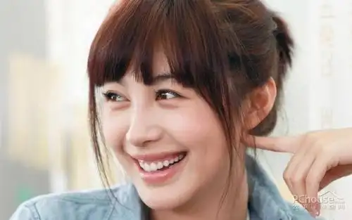 李菲儿笑眼迷人被封笑花