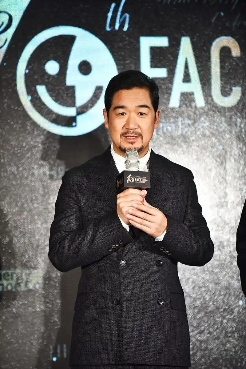 演员张国立说,我儿子运气太不好了,我在他那个年龄的时候,我演戏比不