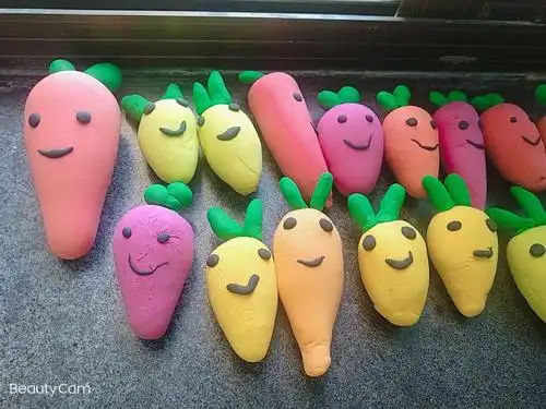 贝贝班特色课程--轻黏土手工制作/美味的胡萝卜