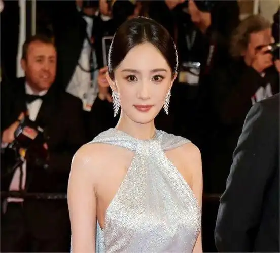 85花事业现状分析:刘诗诗杨幂唐嫣赵丽颖,谁能笑到