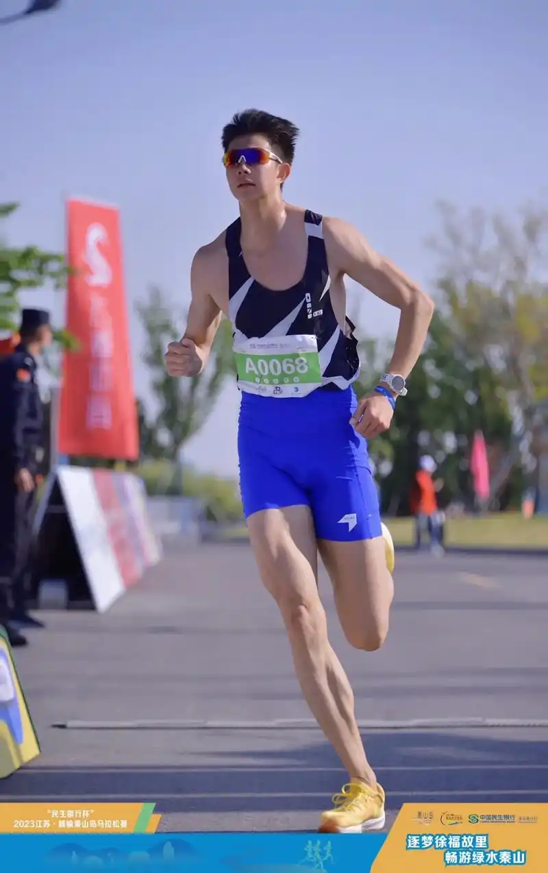 首马245 安全完赛.#马拉松 #跑步 #拼过的你就是最棒的 - 抖音