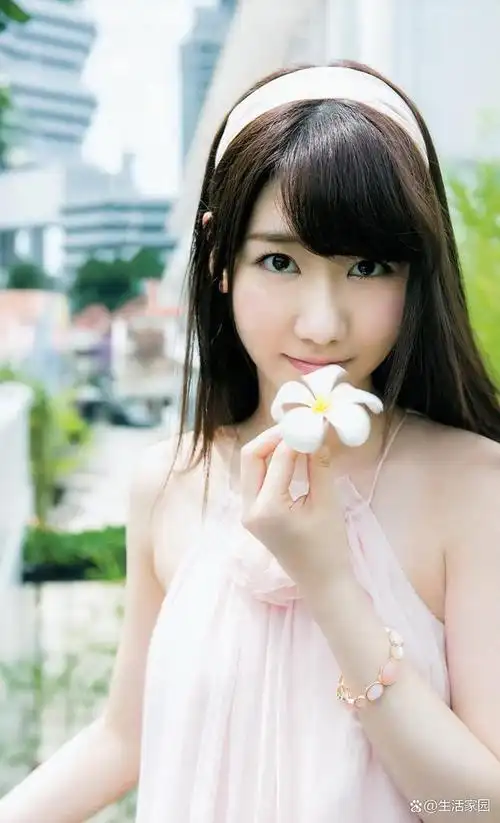 柏木由纪kashiwagiyuki清纯可爱迷人气质美少女写真作品赏析