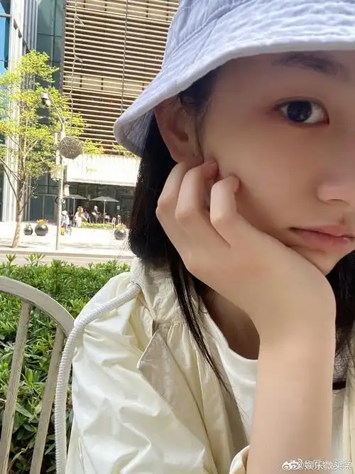 素颜|周也_新浪新闻