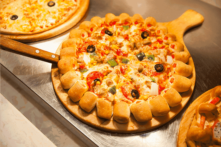 牛排吃到扶墙出?我们一起去吃垮潍坊这家人气西餐自助