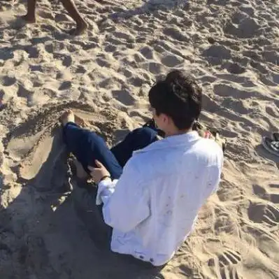 qq头像男生帅气