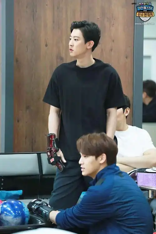 exo 朴灿烈 chanyeol 偶像运动会