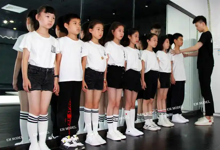 武汉暑假模特培训