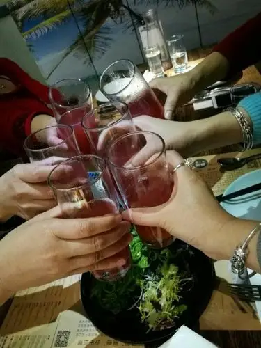 干杯!祝孙慧生日快乐.