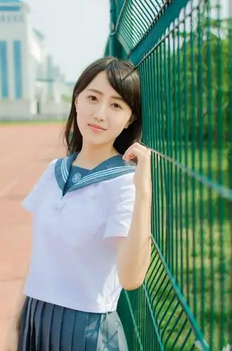毕业季小学妹校服清新萌动人心1