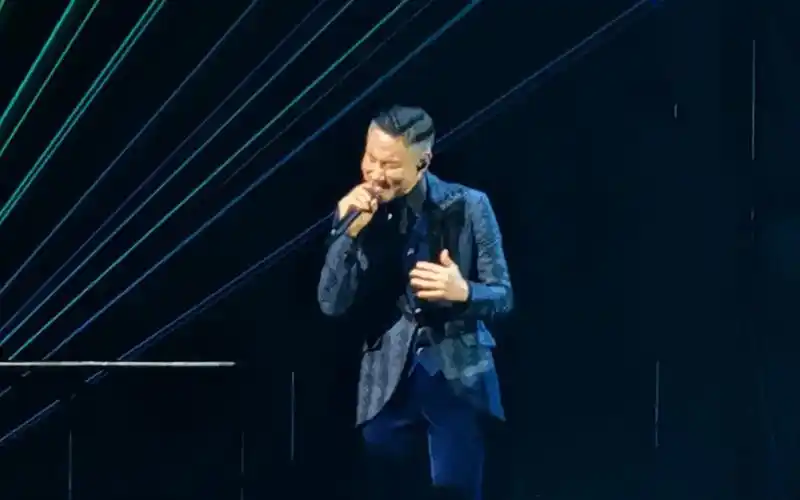 4k《深海》(live)张学友60 巡回演唱会 成都站 10.21