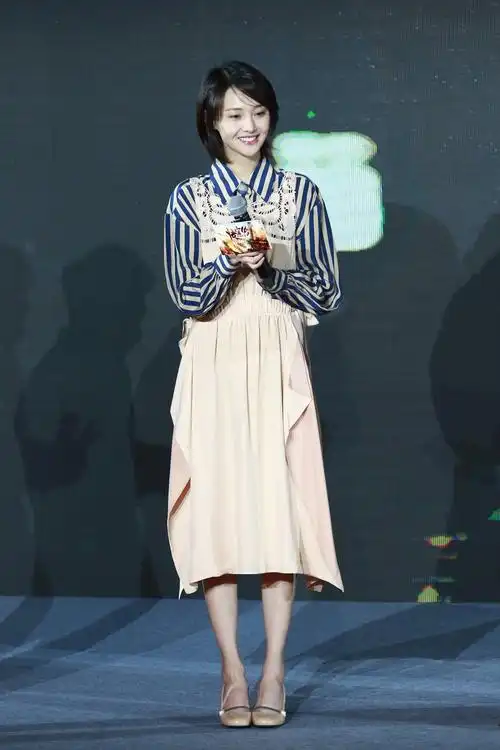 除了身高178cm还有显高显高显高的长裙!