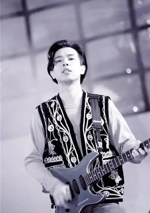 给黄贯中paul哥盖一个图楼