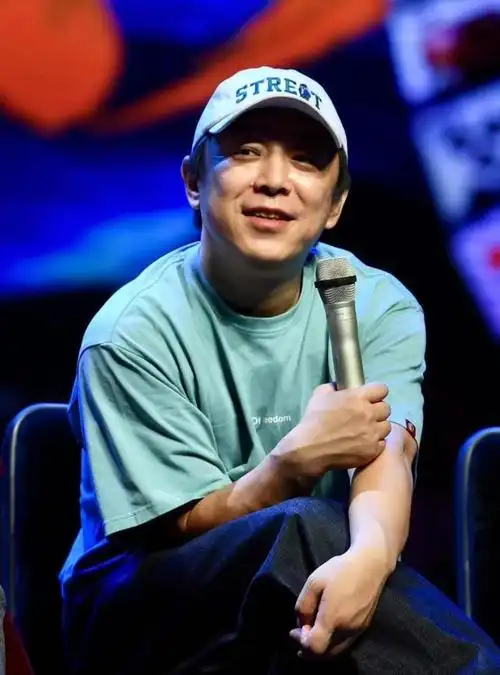 从"封神"到《一出好戏》,黄渤:这个夏天有点疯狂