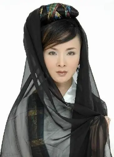 谢兰,1971年1月13日生于中国江苏镇江,毕业于北京电影学院,中国内地女